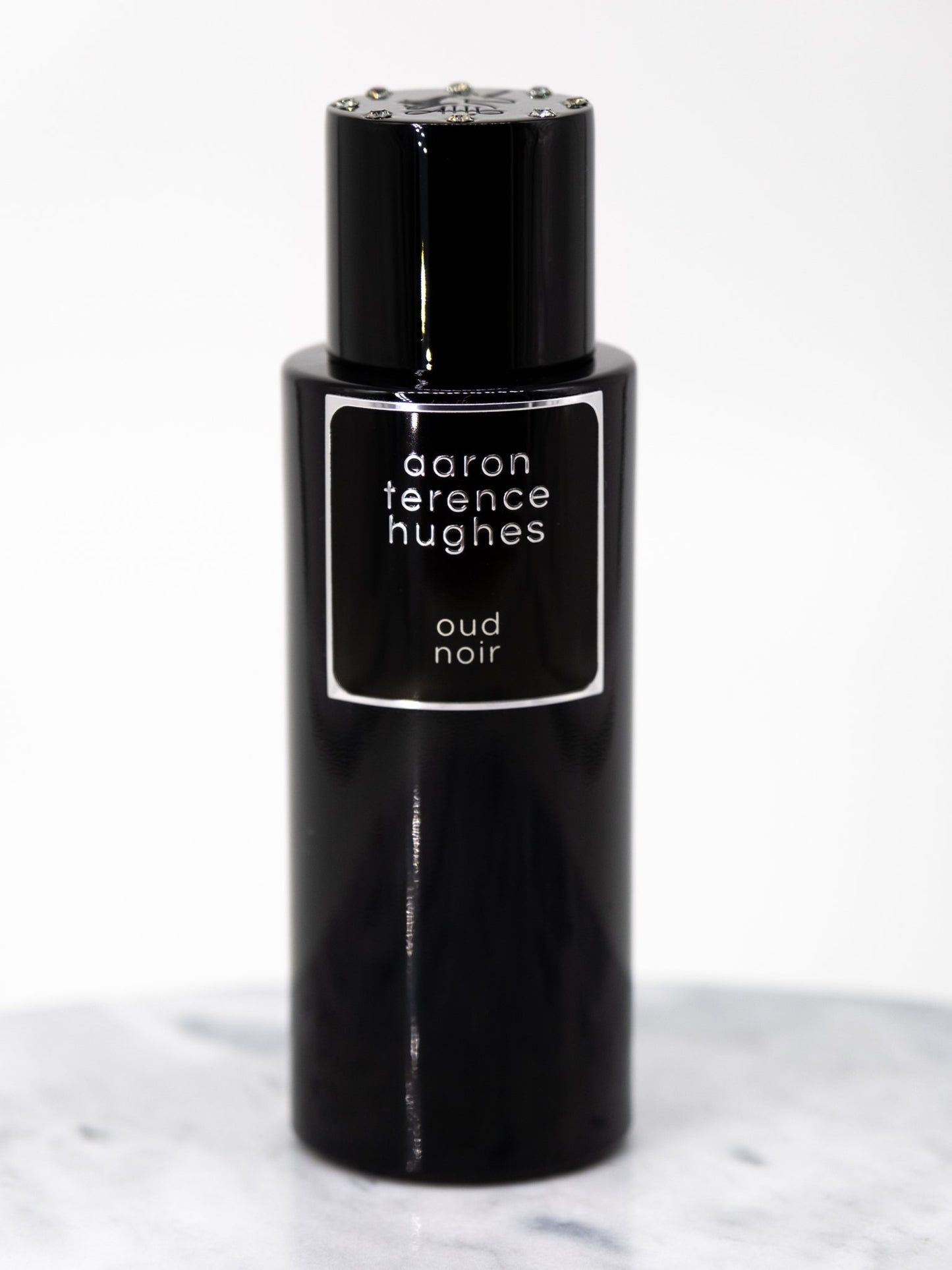 Aaron Terence Hughes Oud Noir perfume bottle